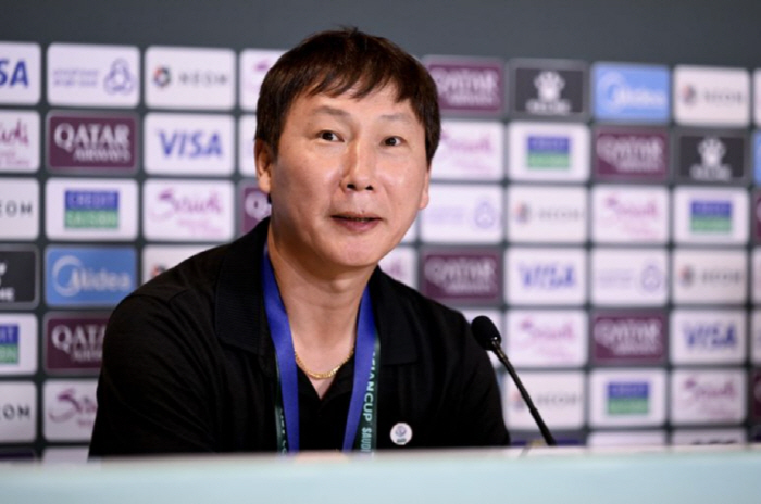 "한국 이기고 난리 법석!" 日 깜짝 놀랐다…'베트남 3위 확정, 새벽에…