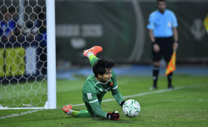 "한국 이기고 난리 법석!" 日 깜짝 놀랐다…'베트남 3위 확정, 새벽에…
