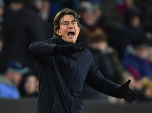 손흥민만 죽어났던 시간이었다....시어러 소신 발언 