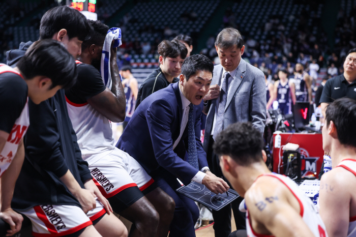 [현장인터뷰] SK 전희철 감독 