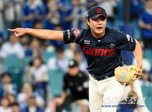 '인플루언서 아내와 SNS 불화' 롯데 정철원, 인터뷰 정중히 고사 → 25일 전지훈련 출국