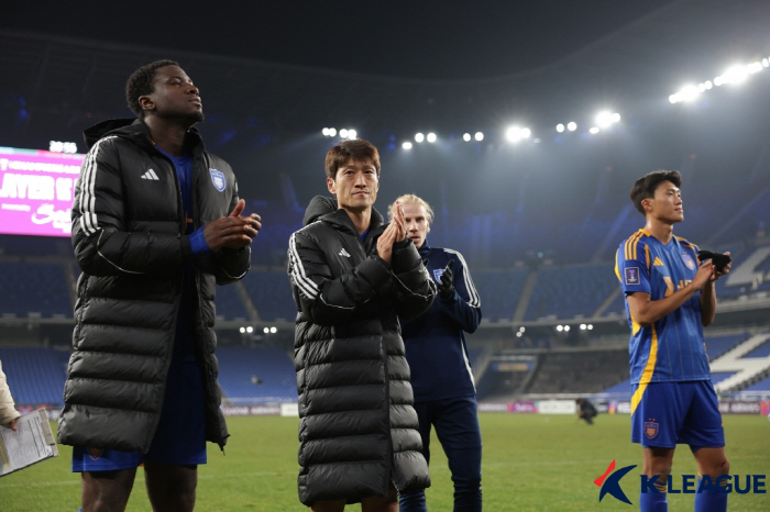 6년만에 울산 떠나는 이청용의 '작별 손편지', "골프 세레머니 진심으로…