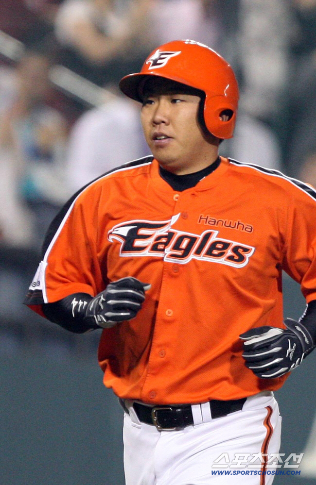 73G 좌완은 떠나갔지만…15년 만에 선택의 시간, 10승 투수 얻은 기…