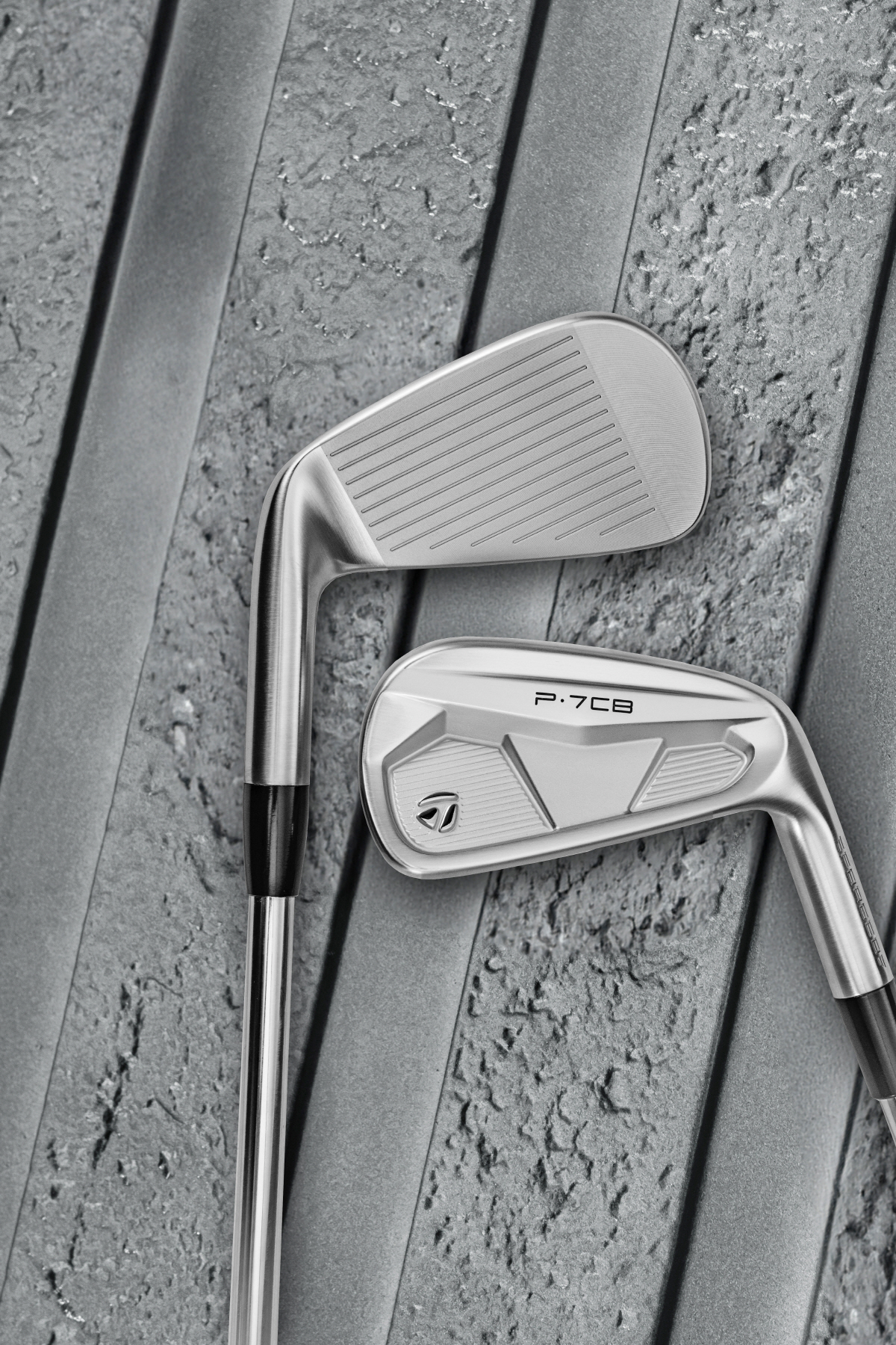 '머슬백→캐비티백' 로리 맥길로이는 왜 아이언에 변화를 줬을까...P·7…