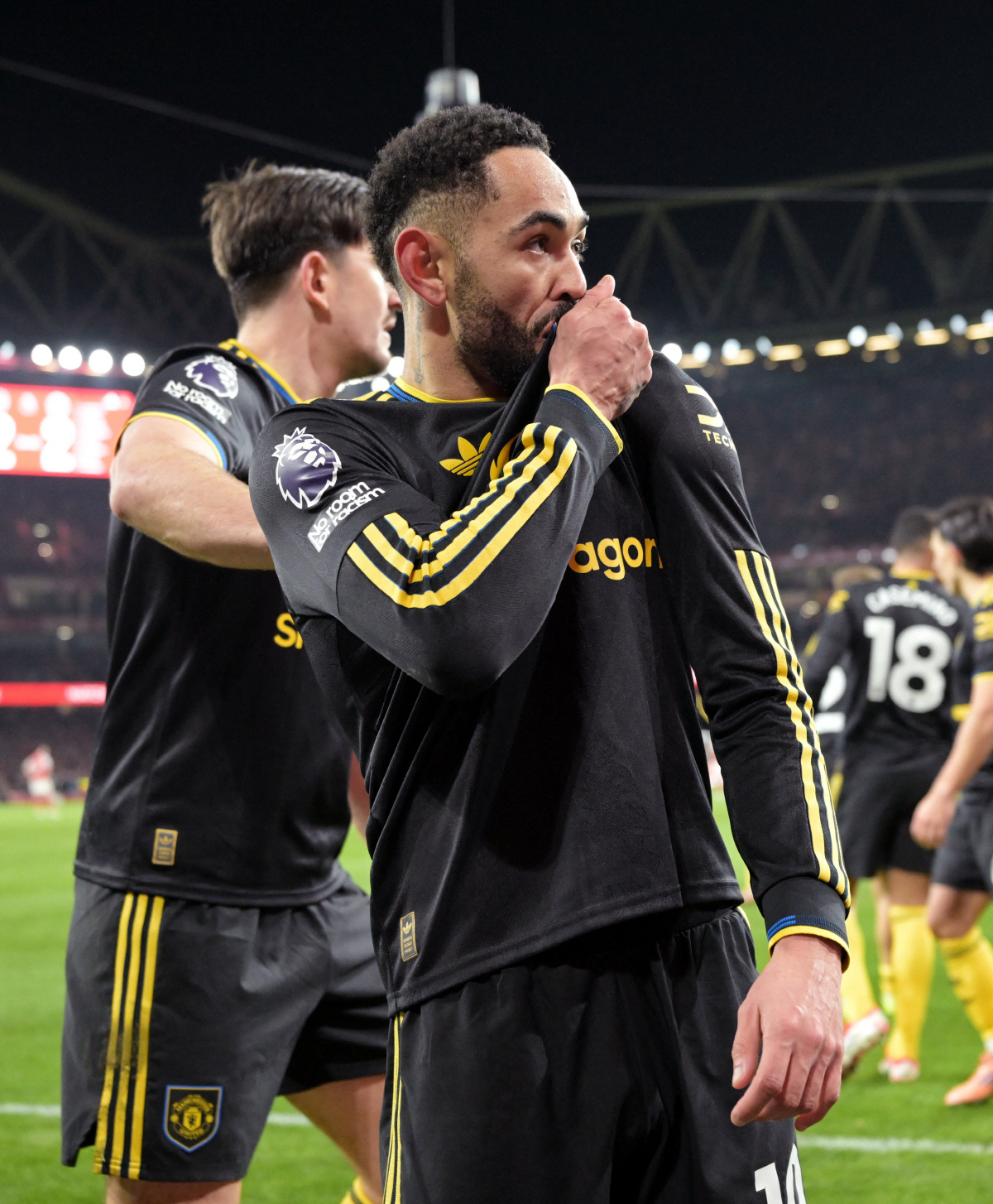 [EPL 리뷰]'캐릭 매직' 미쳤다! 맨시티 이어 '선두'까지 잡았다..…