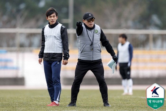 [전훈 인터뷰]'붉은 말의 해'를 맞이한 '적토마' 고정운 감독 "기운이…