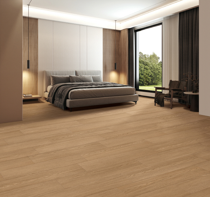 "바닥재는 찍힘 없고 예뻐야 한다"…KCC글라스, 소비자 기준 맞춘 '포레스톤' 선봬