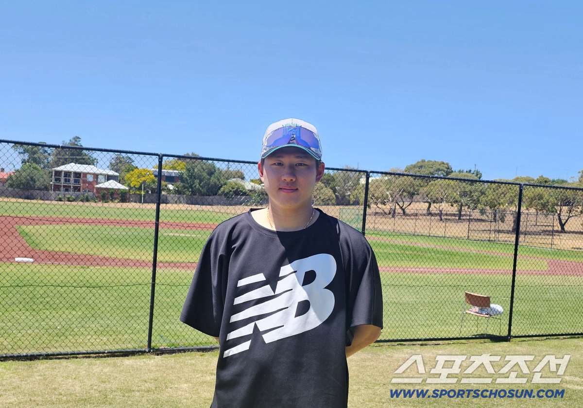 "이야~ 스윙 오진다!" 누가 그를 이렇게 기쁘게 했나…첫 연습 지켜본 …