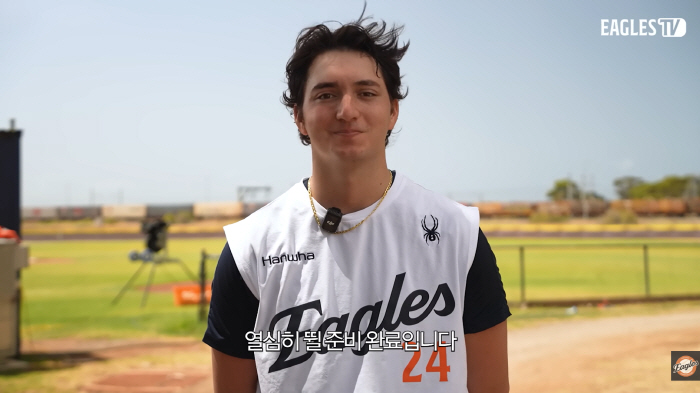 "가장 존경하게 될 분" 폰세 떠났지만, 'RYU바라기' 또 등장…승부욕 예고한 신입 나타났다