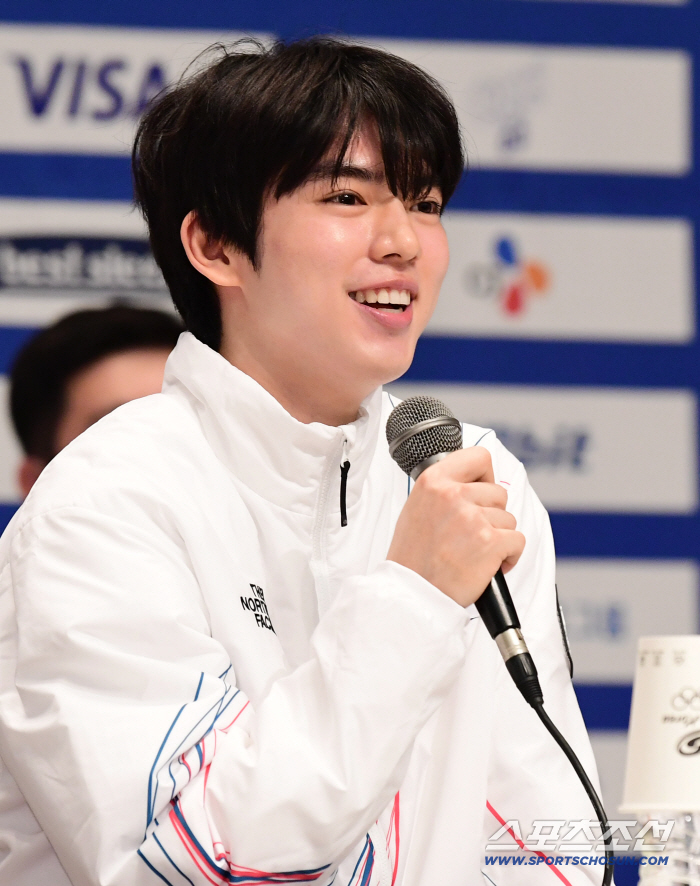 피겨 차준환-빙속 박지우, 밀라노 올림픽 개회식 기수로 나선다...선수단 주장은 최민정-이상호