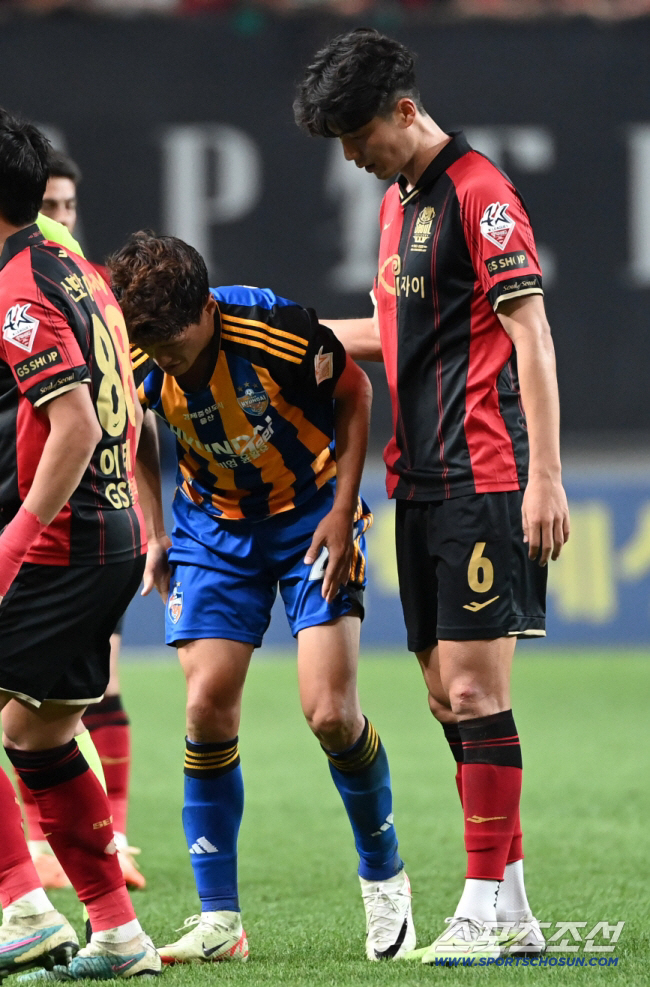 "골프 세리머니 죄송" 38세 이청용 '은퇴는 없다'…절친 새 팀 찾기에…