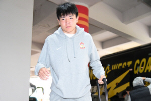 '中 겹경사!' 중국→EPL 직행 탄생 임박, 황희찬 후배 된다…U-23 아시안컵 준우승 주역 