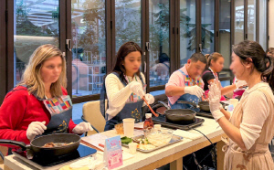 현대백화점, 2월 19일까지 외국인 관광객 겨냥 'K컬처 환승투어' 운영…환승 시간 활용 더현대 서울 쇼핑·미식 체험 제공