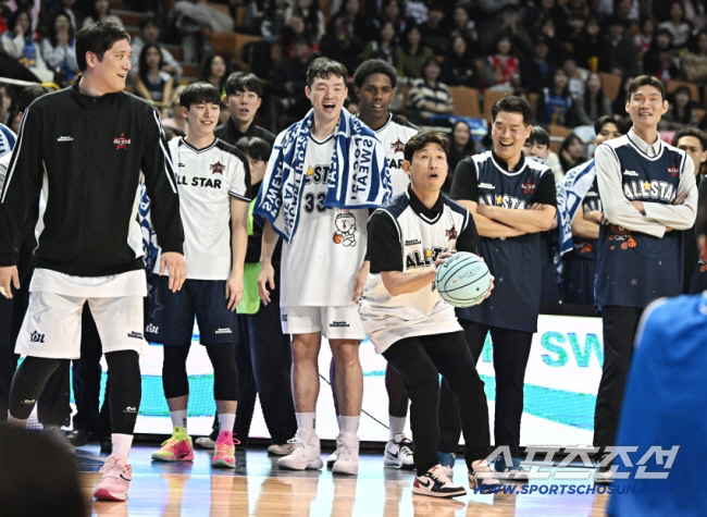 역대 최고령 '모비스맨'으로 떠난다…'원클럽맨' 함지훈, 은퇴투어 '안해…