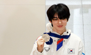 '세 번째 올림픽' 韓 대표 차준환 '승부수' 띄웠다, 프리 프로그램 교체→4회전 점프 3개 배치 체인지
