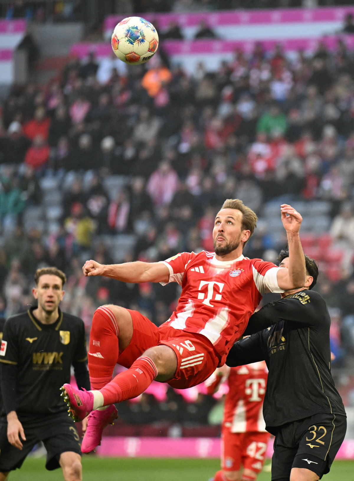 '손흥민 없는 토트넘 복귀 안해!' 우승 맛 알아버린 케인, 바이에른 종…