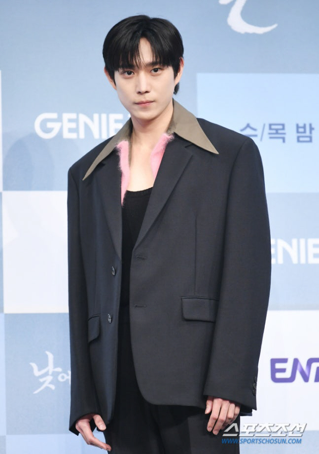 연예계 논란 속 일침...김영대 여동생 "오빠, 처신 똑바로 하라" 충고