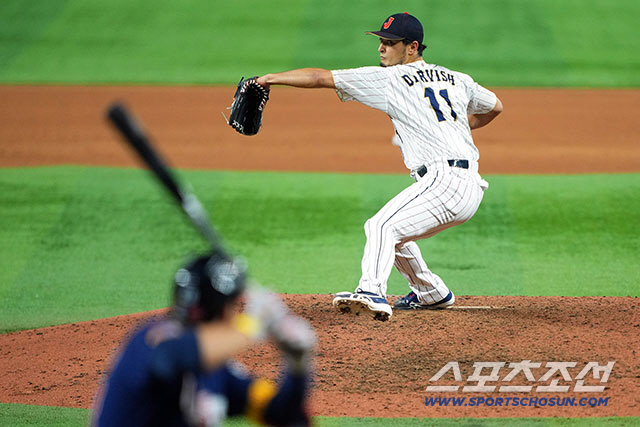 팔꿈치 수술받았는데 대표팀 합숙 캠프 합류, WBC 우승 위해 한 마음된…