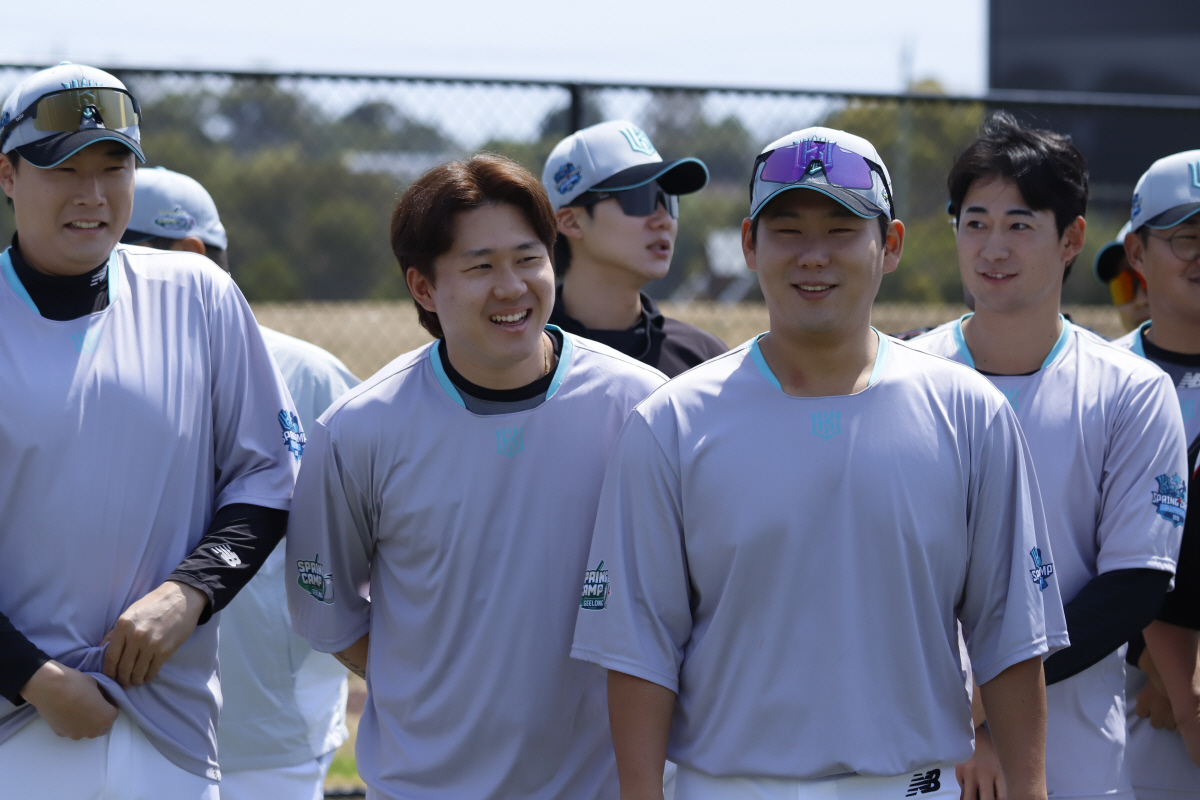 FA의 달인? 41세 강민호의 엉뚱한 진심 → 48억 외야수 울린 한마디…