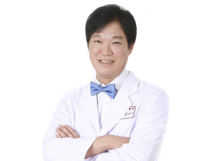 '덜 움직이고 더 보는 시대'…청소년 건강 위험 주의보