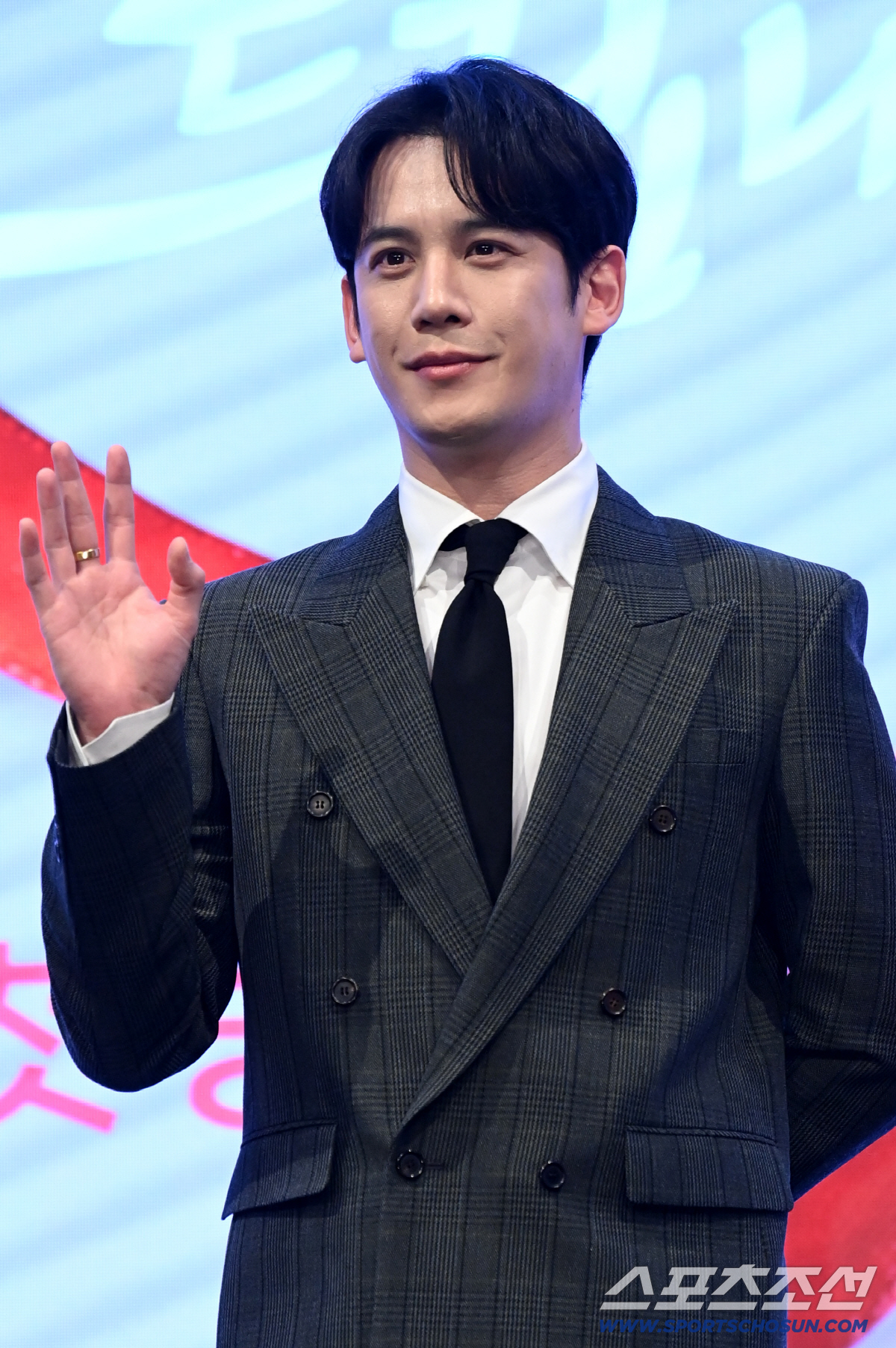 [SC현장] "현실판 로미오와 줄리엣"…'사랑을 처방' 진세연♥박기웅, …