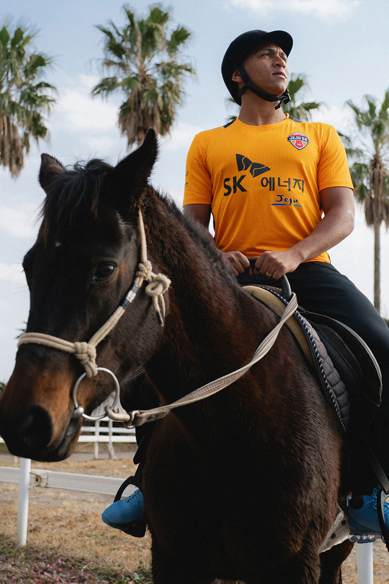 "'청량돌' 느낌으로 찍어볼게요" K리그 '오피셜 사진'의 진화, 다양한…