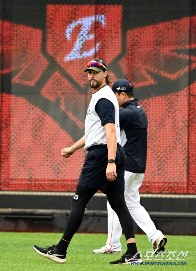 '와 한화 잘 키웠다' 美 무명투수→ML 선발 실화인가…"이닝이터 기대 …