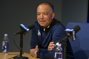 그랜드슬램 대망! 'JS 우승→WBC 우승→WS 우승' 오타니, 다음 목표는 LA올림픽...그 길목서 로버츠 만나나?