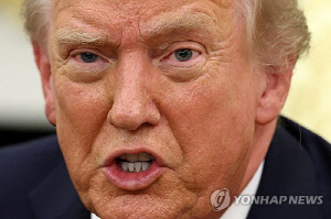 트럼프 아프리카에도 통상 압력…대미 수출면세 혜택 1년만 연장