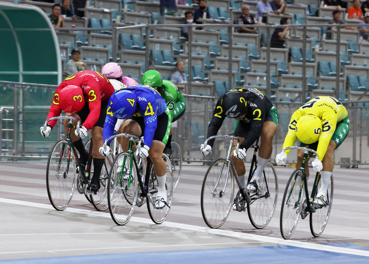 <경륜> 그랑프리가 만든 자신감?…우수급 4인방 시즌 초반 '폭풍 질주'