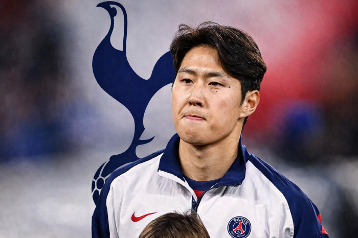 '한국인 영입' 무조건 초대박! 이강인(토트넘, 24) 실망감만 안겼다…손흥민+이영표의 기억→"1월 이적 사실상 무산"