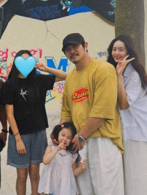 KCM, 13년만 미모 아내 딸 첫 공개 