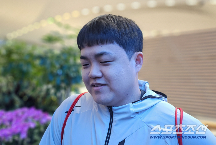 '포크볼이 빨라서 맞는다? 아니, 직구가 느려져서...' 52억 보장 FA의 '악순환' 끊기. "3연속 우승? 해볼만하지 않을까"