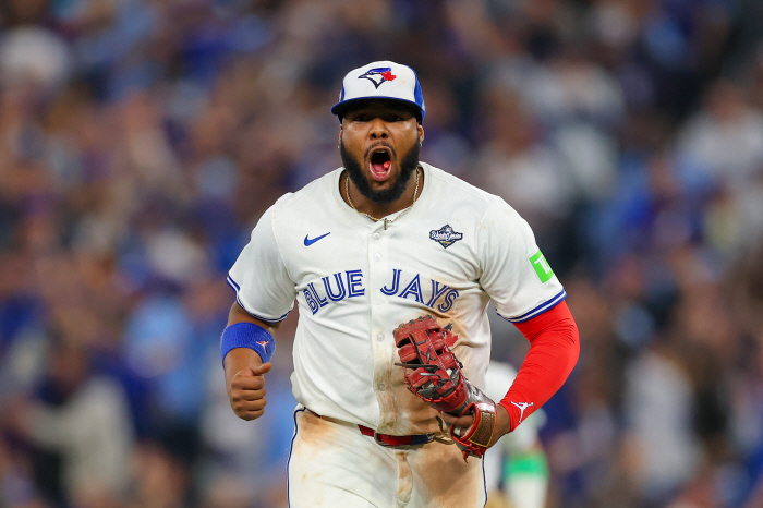 아버지가 못 이룬 꿈, 슈퍼스타 아들이 도전한다...게레로 Jr WBC 도미니카R 대표팀 차출