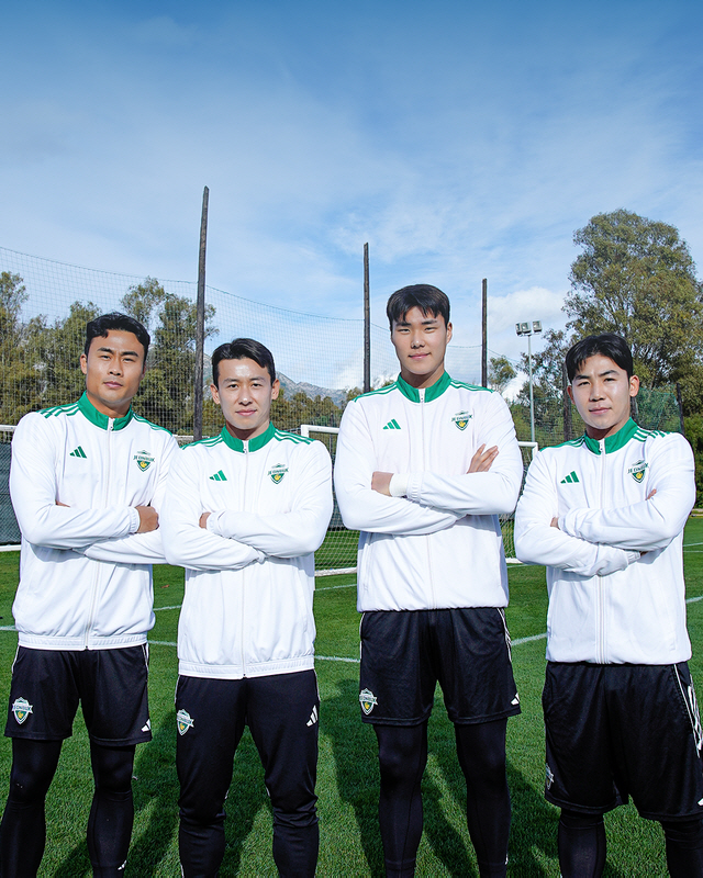 '평균 34.3세' 김영권-김태환-김진수-주민규 완장 두른 말년병장들, …