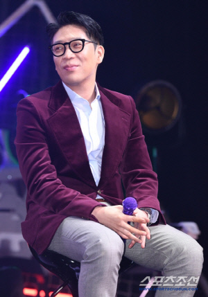 [SC이슈] MC몽, 향정신성의약품 전달 의혹 부인…“녹취록 조작” 주장