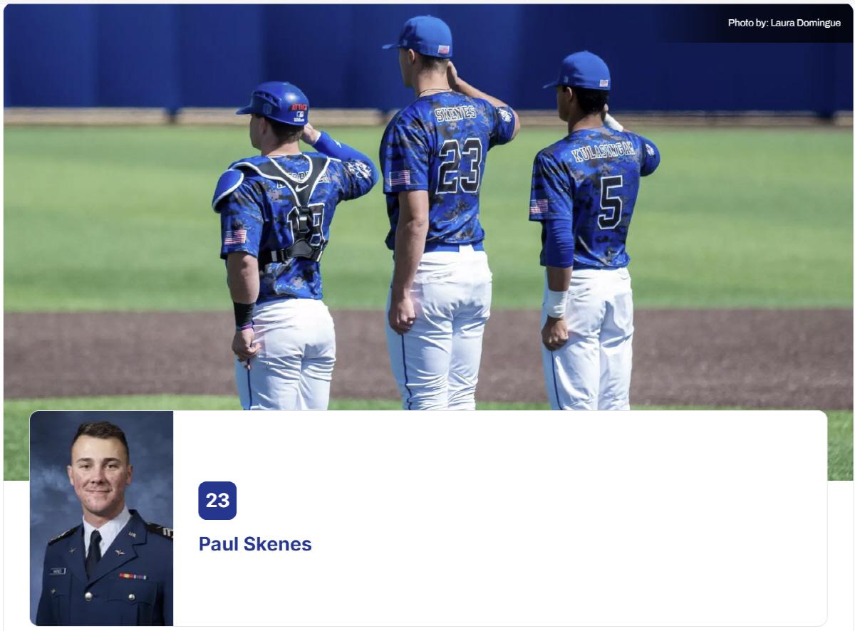 마인드 진짜 멋지다! 군면제가 아니라 군인을 위해 뛰겠다니  → "날 설…