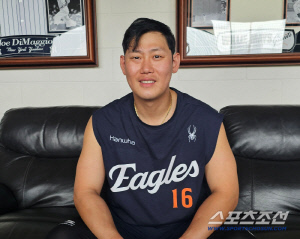 'FA 미아 → 1억원의 기적 → 신혼 만끽' 반전 또 반전, 하주석의 인생드라마 시즌2는 이제 시작 [인터뷰]