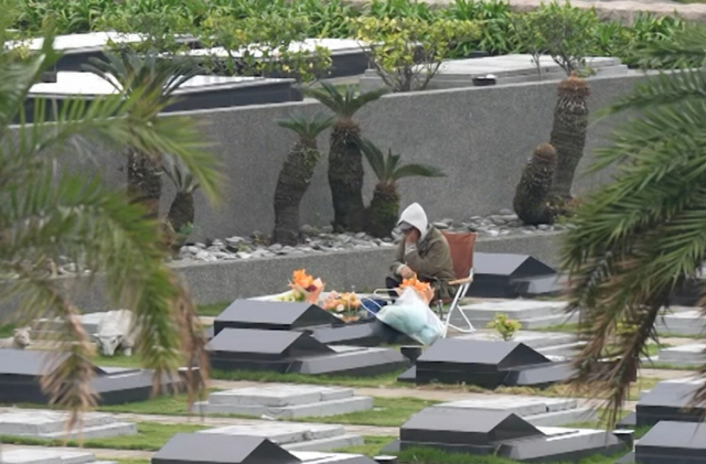 눈물뿐인 구준엽, 가슴 시린 한마디 "故서희원 나보다 더 힘들게 누워있어…