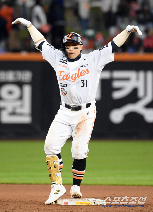 갈곳 잃은 손아섭, 한화는 3일전 '마지막 제안' 던졌다…손혁 단장 "트…