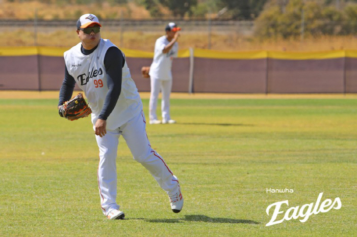 "류현진 태극마크, 김광현과 함께 마지막 불꽃 불살랐으면…" 야구계 큰어…