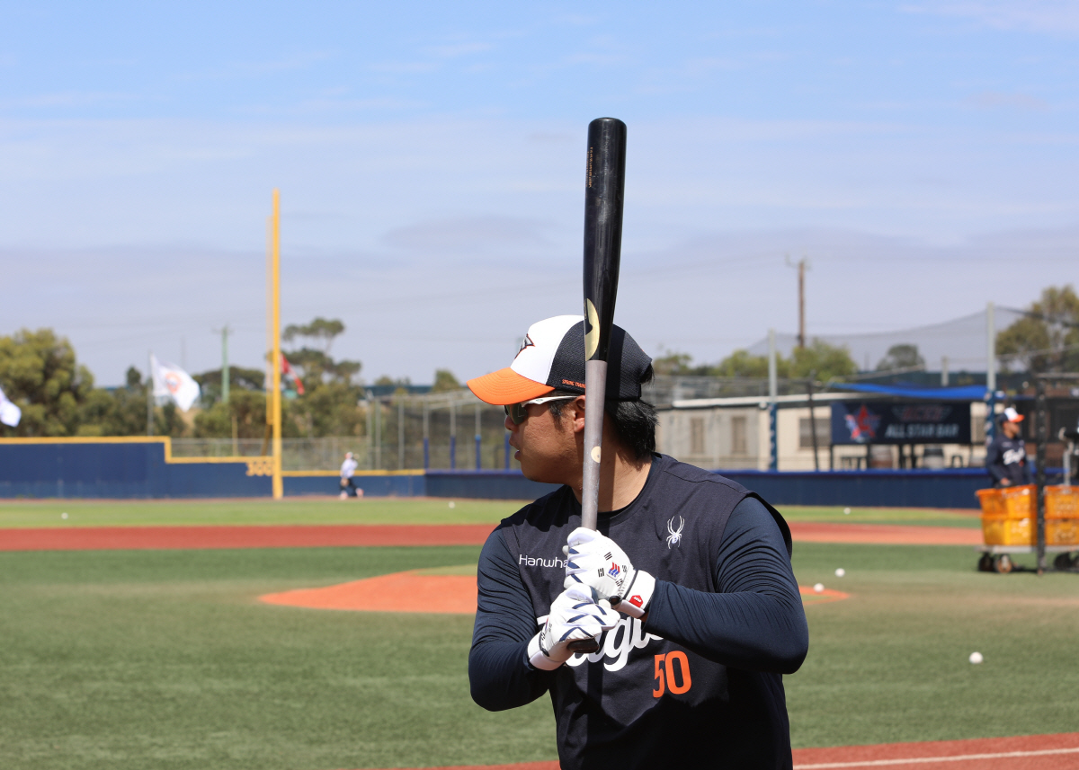 '100억 FA' 가치 인정받고픈 강백호 "1루 집중, 100G 이상 출…