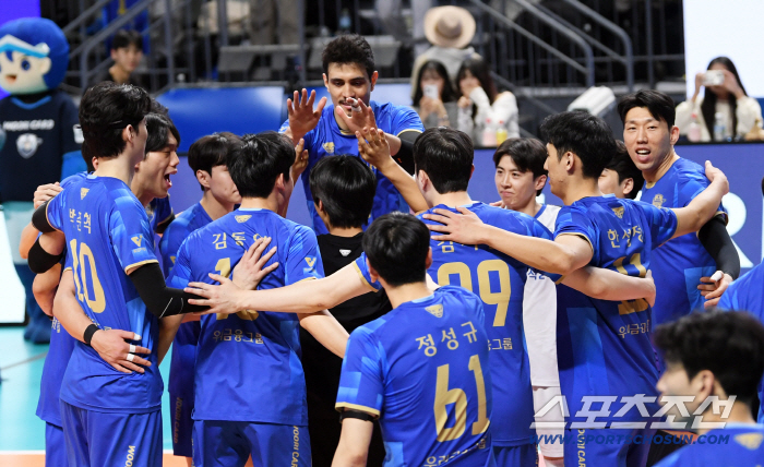 회사 오너가 훈련장까지 왔다고? → "이런 건 처음 봐" 브라질 프랑스 일본 거친 용병의 '반가운 문화충격'