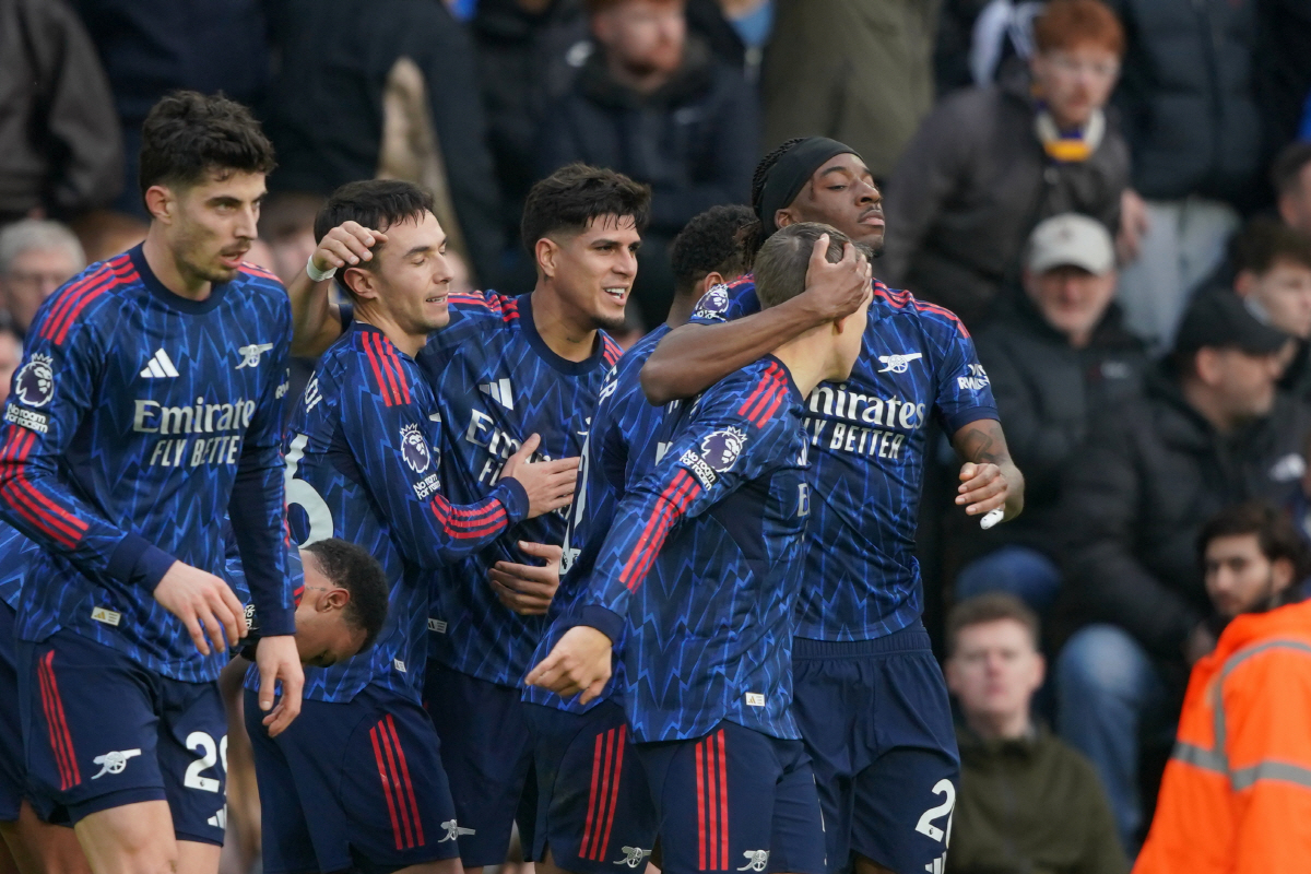 [EPL 리뷰]"누가 감히 아스널을 세트피스로 조롱해" 또또 코너킥 골+…