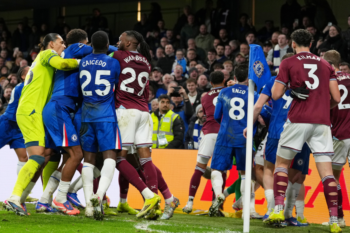 "축구장서 목을 조른다고" 이성잃은 손흥민 전 스승의 '눈물', 극장 역…