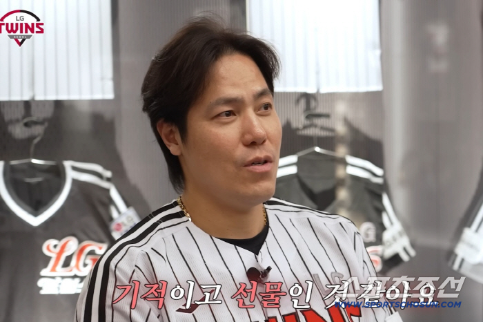 "기적이고 선물. 갈림길에서 손 내밀어준 팀" 방출 선수 잡았더니 우승 두번→2+1년 16억 다년계약. 이런 해피엔딩이...