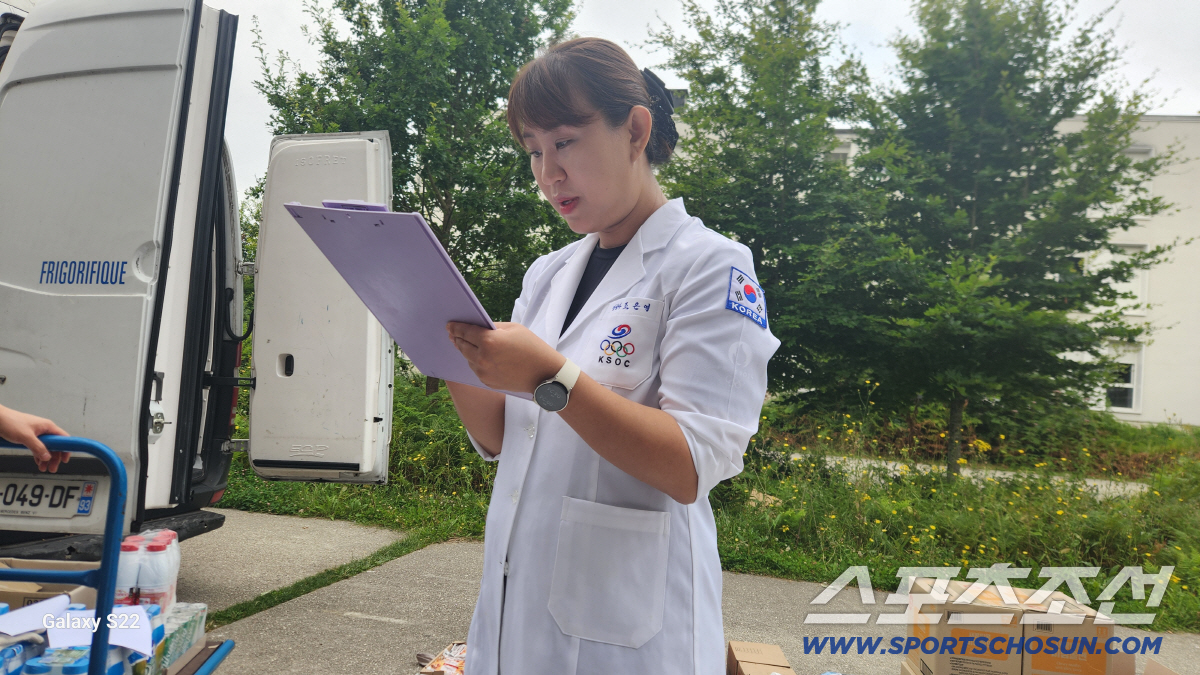 '원팀' 쇼트트랙 대표팀의 감동 편지 "영양사님 '밥심 발품' 감사해요!…