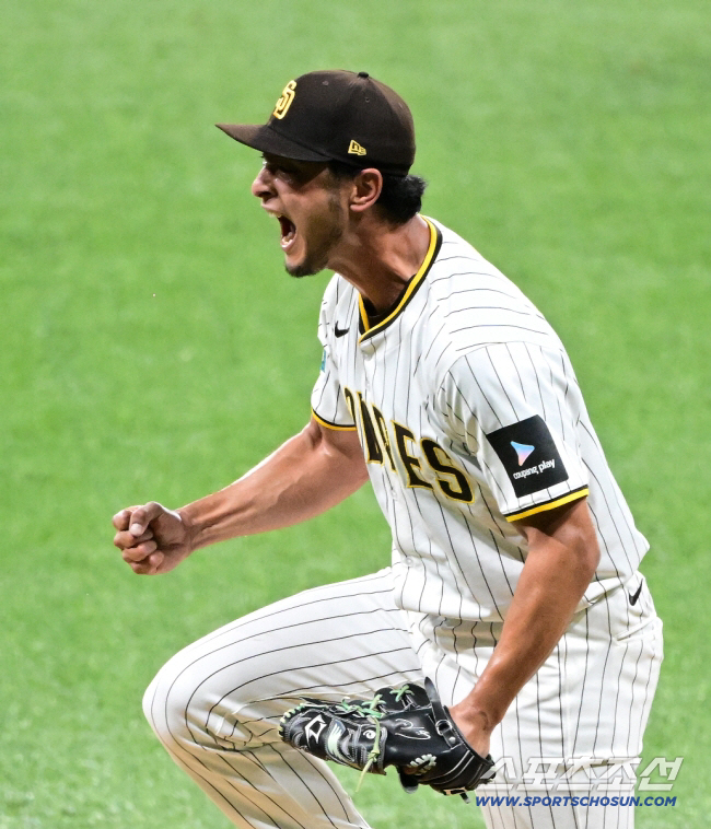 '667억 먹튀 셀프 차단!' 은퇴설→계약 파기설, 충격의 연속…단장 "…