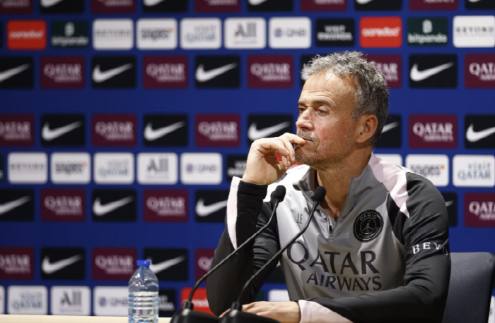 [오피셜]'韓 축구 대박, 새벽잠 좀 설치겠네' 이강인 9경기만 PSG …