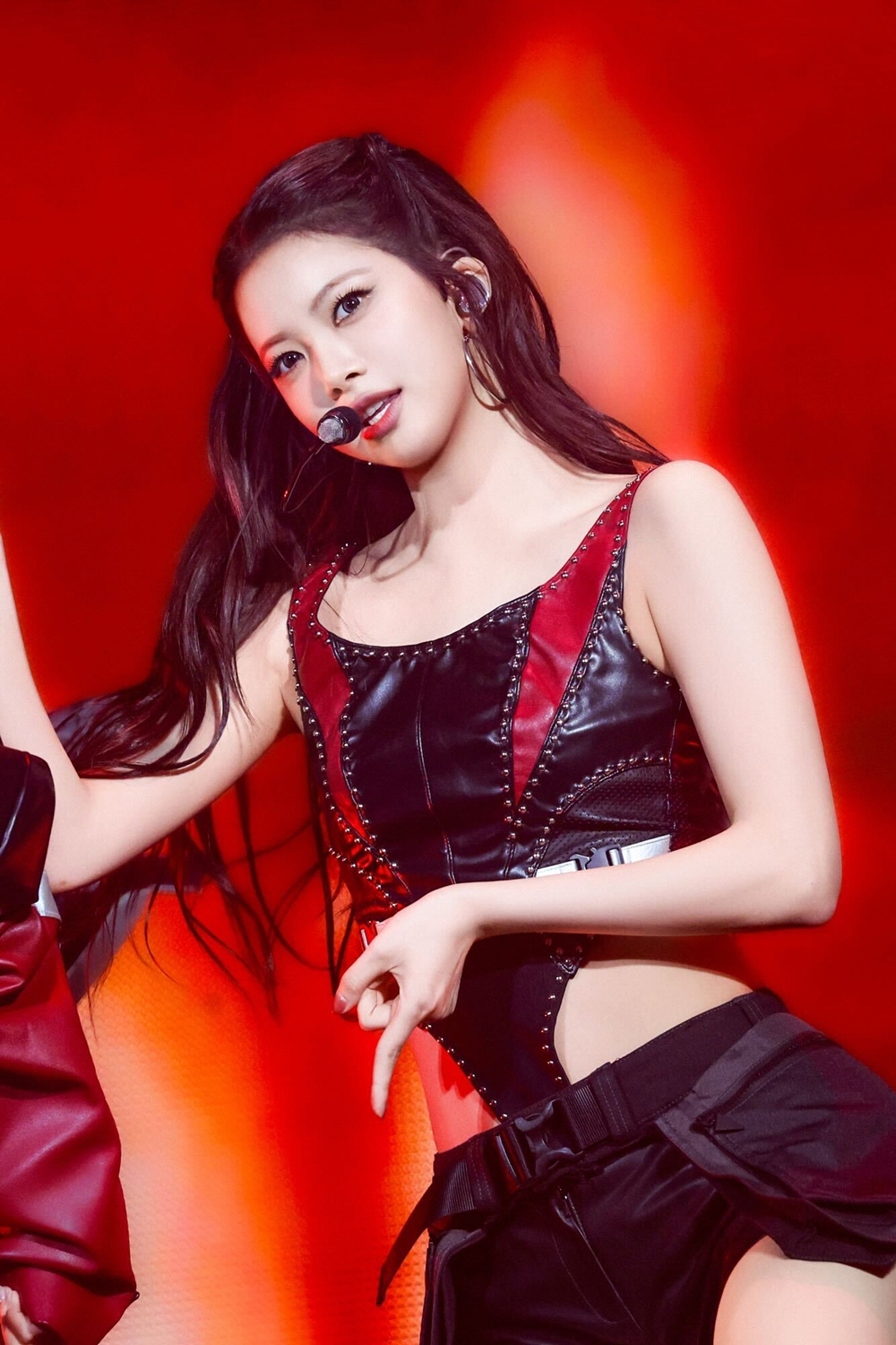 [SC현장]르세라핌, 잠실을 홈구장으로 만들다…첫 월드투어의 마지막 페이…